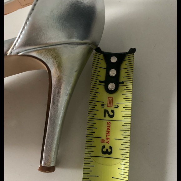 Nine West silver heels worn once - Picture 8 of 8